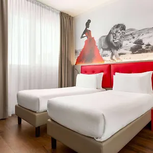 **** Hotel Amedia Italia
